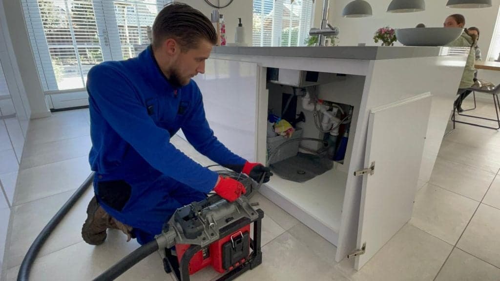 Professionele loodgieter ontstoppingsdienst voor alle afvoeren